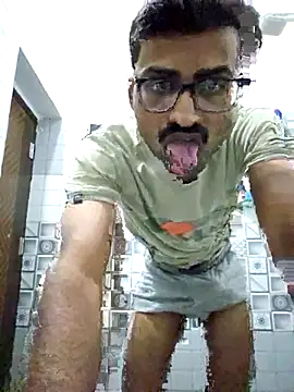 krishna8035 online show from November 25, 2025, 2:28 pm