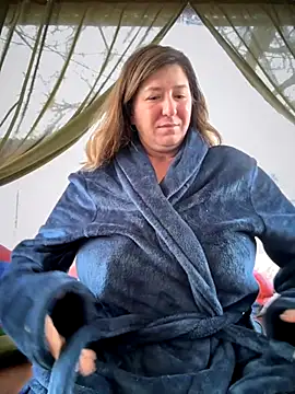 Natali UA online show from November 15, 2025, 5:55 am