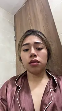 Snapshot of aimi_art1 chatting on June 7, 2026, 7:52 pm aimi art1 online show from June 7, 2026, 7:52 pm
