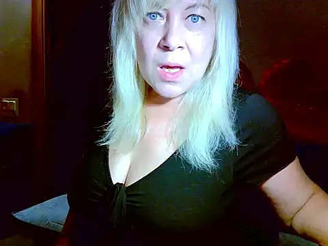 Snapshot of AgoniA7 chatting on July 28, 2026, 6:07 pm AgoniA7 online show from July 28, 2026, 6:07 pm