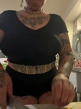 Sad1st1kSadie online show from February 5, 2025, 5:41 am