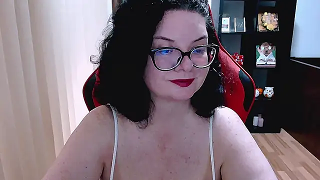 MissTroublle online show from July 13, 2026, 9:52 am