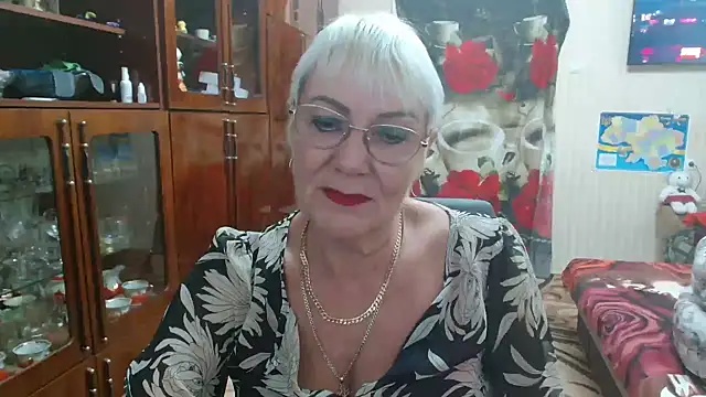 JenaCheim online show from October 7, 2025, 5:52 am