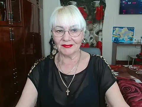 JenaCheim online show from March 18, 2025, 6:39 am