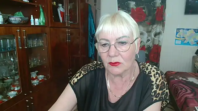 Snapshot of JenaCheim chatting on April 26, 2026, 6:22 am JenaCheim online show from April 26, 2026, 6:22 am