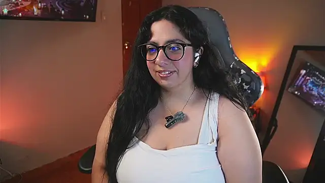 coraline latin online show from November 22, 2025, 11:25 pm