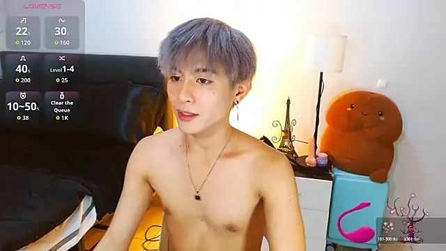 Snapshot of WildestTwink chatting on May 7, 2026, 4:10 pm WildestTwink online show from May 7, 2026, 4:10 pm