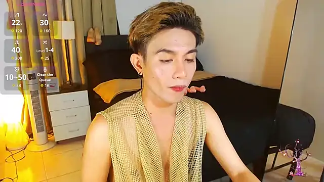 Snapshot of WildestTwink chatting on July 23, 2026, 6:04 pm WildestTwink online show from July 23, 2026, 6:04 pm