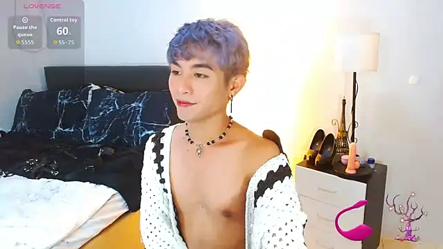 WildestTwink online show from April 21, 2026, 2:01 pm