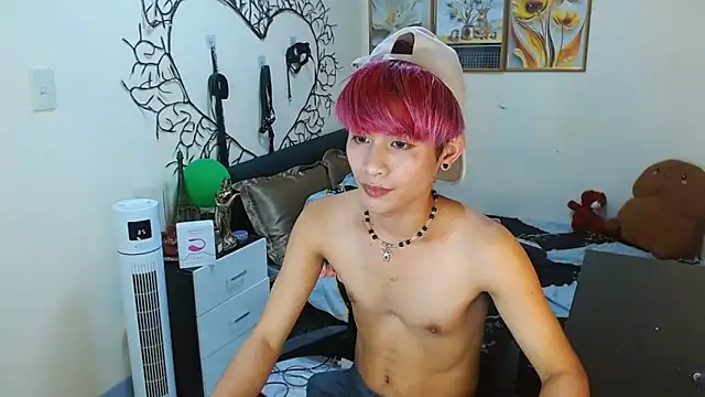 WildestTwink online show from September 30, 2025, 5:08 pm