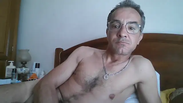 CarlosRocha73 online show from June 16, 2026, 4:07 pm