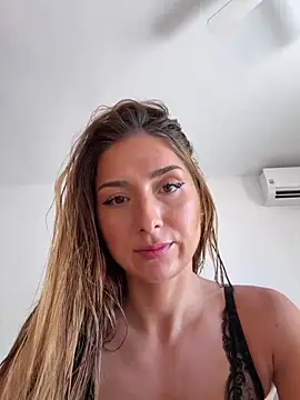 StracciaStella- online show from July 7, 2026, 3:04 pm