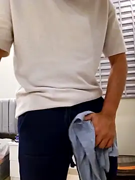 shakir12340 online show from October 1, 2025, 5:50 pm