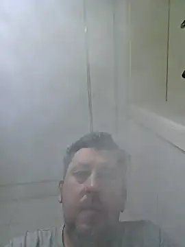 ktmtom247 online show from November 28, 2025, 4:12 am