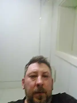 ktmtom247 online show from March 3, 2025, 3:49 am