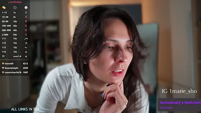 LAUREL HAZEL online show from October 20, 2025, 6:19 pm