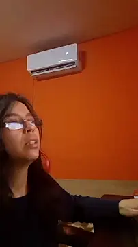 Snapshot of rposhta1991 chatting on February 12, 2026, 6:46 am rposhta1991 online show from February 12, 2026, 6:46 am