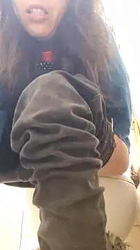 Snapshot of rposhta1991 chatting on February 13, 2026, 6:57 am rposhta1991 online show from February 13, 2026, 6:57 am