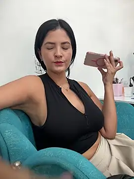 Carolina Novoa online show from February 8, 2025, 7:59 pm