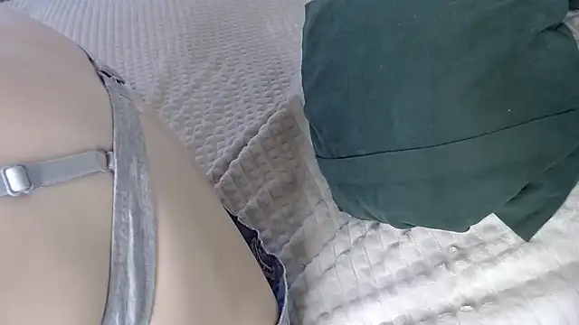 Kiradoll27 online show from November 1, 2025, 9:58 am