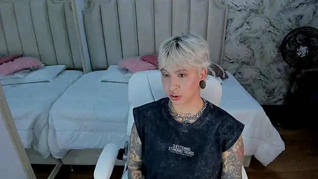 amy ink online show from October 18, 2025, 11:23 am