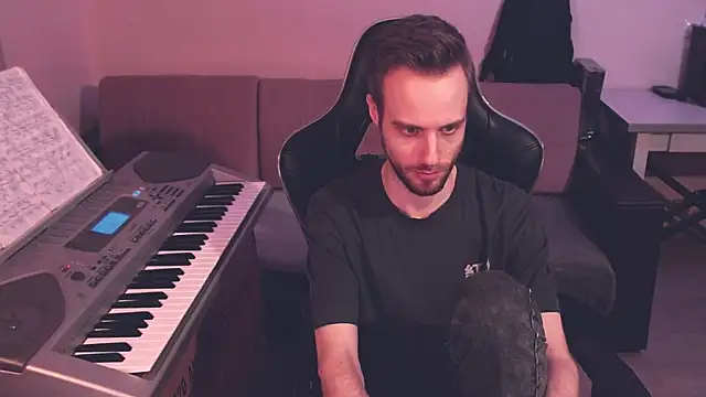 Sweetparker online show from February 2, 2025, 10:49 pm