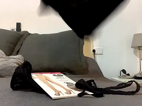 Chic desire online show from September 19, 2025, 7:45 am