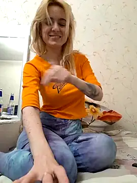 YogisticJuli666 online show from March 3, 2025, 5:47 am