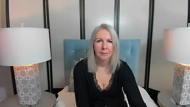 EricaTop online show from February 21, 2026, 6:04 am