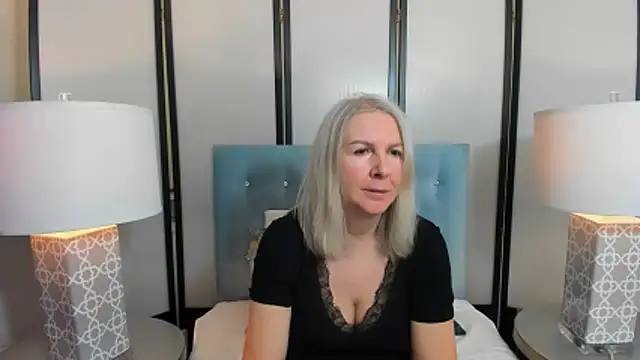 EricaTop online show from February 3, 2026, 9:20 pm