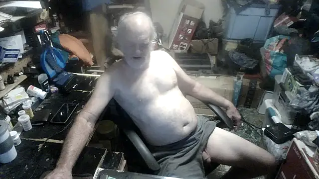 russtee online show from September 26, 2025, 3:30 pm