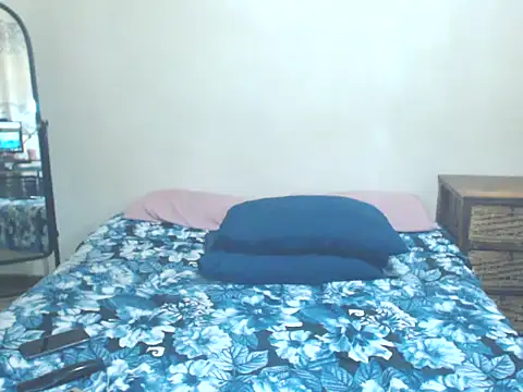 Snapshot of sexylax17 chatting on March 12, 2025, 4:56 pm sexylax17 online show from March 12, 2025, 4:56 pm