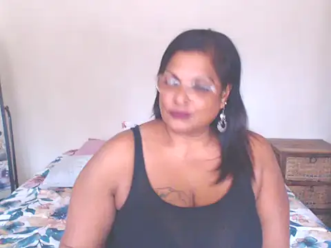 Snapshot of sexylax17 chatting on September 24, 2025, 12:22 pm sexylax17 online show from September 24, 2025, 12:22 pm