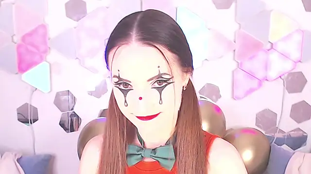 LexiKiss online show from September 17, 2025, 6:26 am