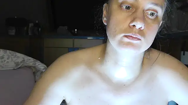 SexyAmanda32 online show from February 28, 2026, 11:26 pm