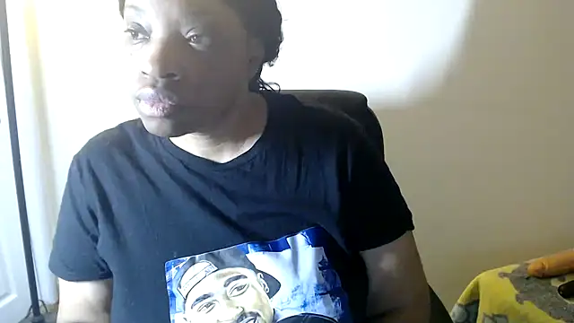 Sexymona1218 online show from April 7, 2026, 7:10 am