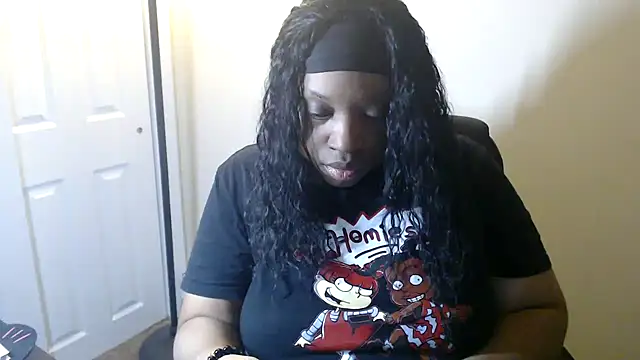 Snapshot of Sexymona1218 chatting on February 9, 2026, 2:09 am Sexymona1218 online show from February 9, 2026, 2:09 am