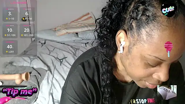 Sexymona1218 online show from October 29, 2025, 4:55 am