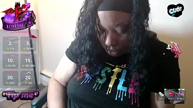 Snapshot of Sexymona1218 chatting on February 10, 2026, 11:09 am Sexymona1218 online show from February 10, 2026, 11:09 am