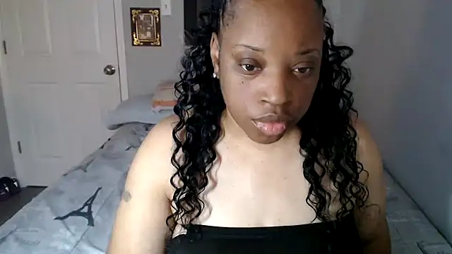 Sexymona1218 online show from October 12, 2025, 2:51 pm