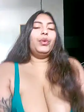xandra252 online show from May 21, 2026, 5:43 pm