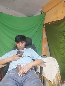 desiboy1101 online show from November 27, 2025, 1:33 pm