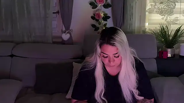 Monageil online show from October 1, 2025, 9:25 am