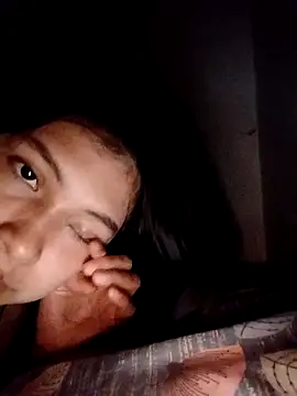 evolet01 online show from February 28, 2025, 4:21 am