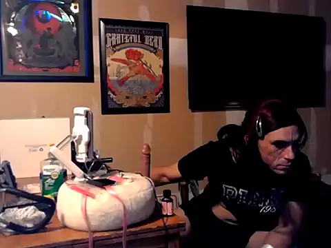 sissyvee online show from April 16, 2026, 5:19 am