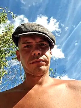 viraglaci18xh online show from September 17, 2025, 1:57 pm