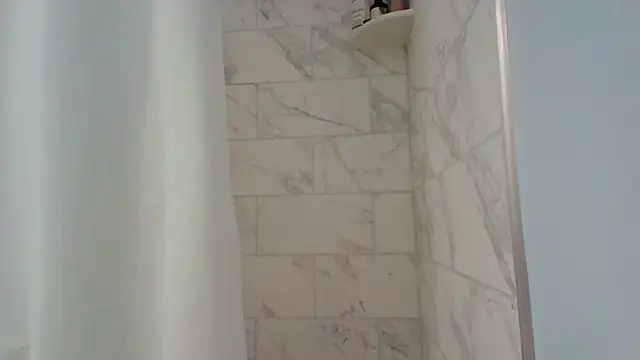 cumhere71 online show from April 6, 2026, 10:16 am