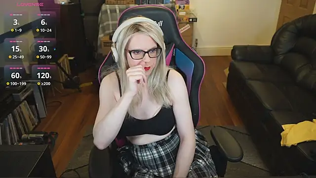 KelseyCobalt online show from October 20, 2025, 8:20 pm