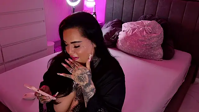 Snapshot of _MelinaCurves_ chatting on March 14, 2025, 11:00 pm MelinaCurves online show from March 14, 2025, 11:00 pm