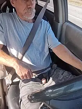 Biknight online show from November 24, 2025, 5:57 pm